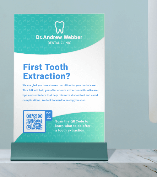 Display de mesa com informações sobre a primeira extração de dente incluindo um QR Code com uma moldura personalizada
