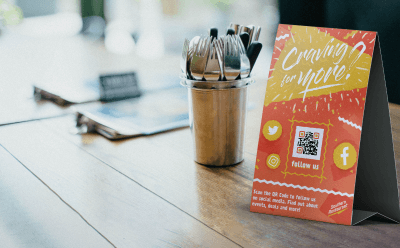 Exemplo de QR Code num cartão de visita com um botão